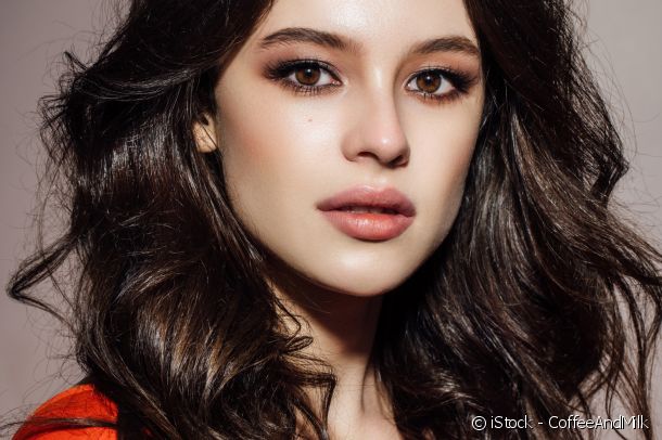 17084-brown-hair-colouring-dark-or-ebony-brow-article_media_block-1.jpg 17084-brown-hair-colouring-dark-or-ebony-brow-article_media_block-1.jpg